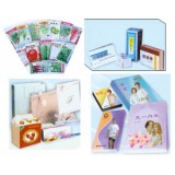 　生产多种复合材料构成的三面封袋、背封袋、边折袋、拉链袋、自立袋等，为各种方便食品、茶叶、